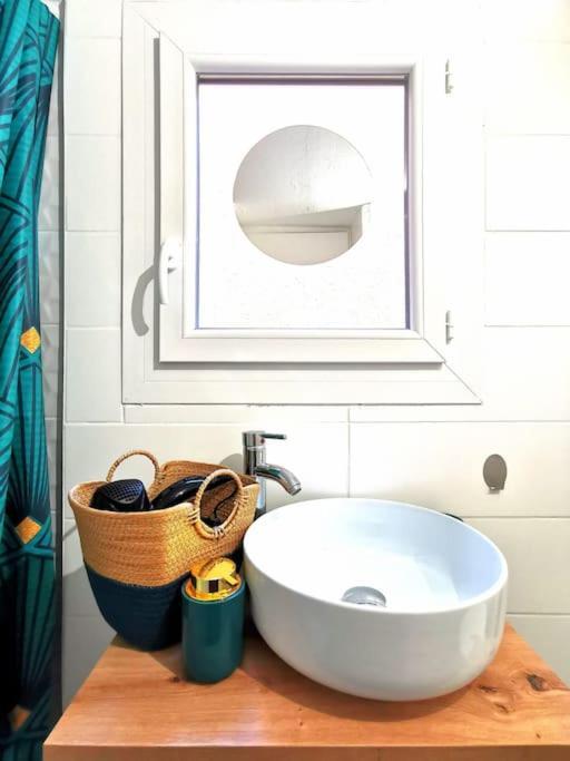 Charmant T2 Atypique, Renove, Confortable 贝济耶 外观 照片
